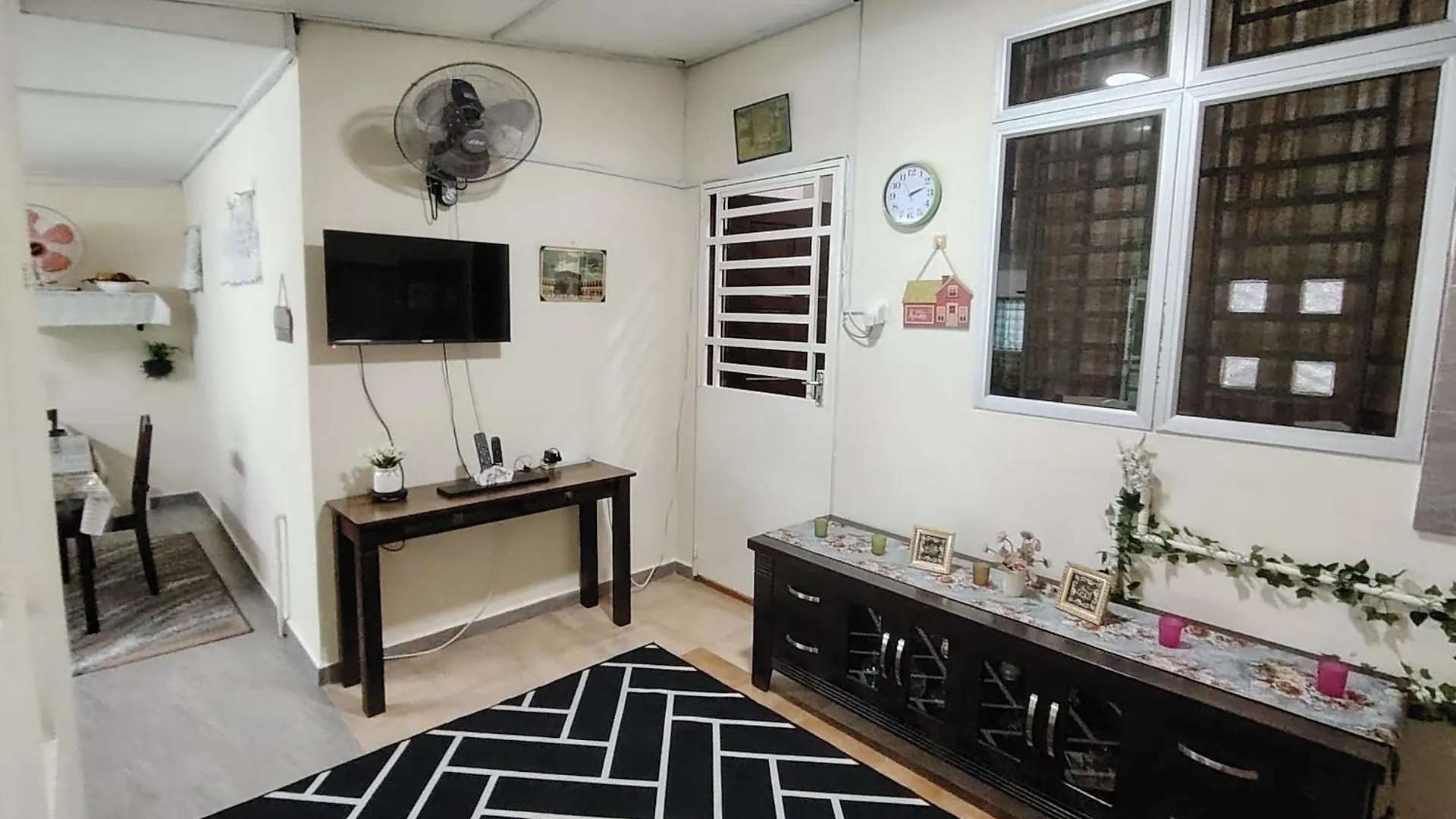 Sri Malati Homestay And Event Space Balik Pulau Malaysia